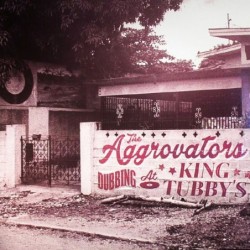 The Aggrovators - Dubbing...