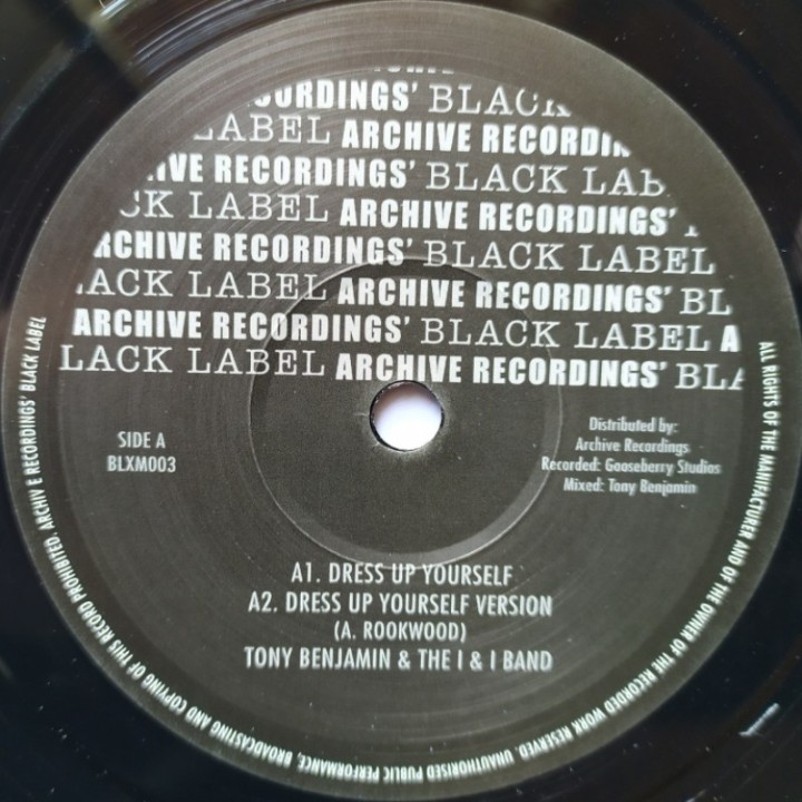 Tony Benjamin & the I & I Band - Dress up Yourself Dubplate 12"
