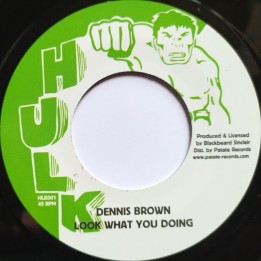 Dennis Brown - Look What You Doing 7"