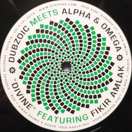 Dubzoic meets Alpha & Omega feat. Fikir Amlak - Divine 12"