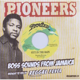 Dennis Brown - Out In The Rain 7"