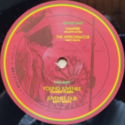 Wellette Seyon - Vampire / Johnny Clarke - Young Juvenile 12"