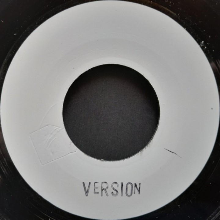 Freddy McKay - Fire Is Burning 7"
