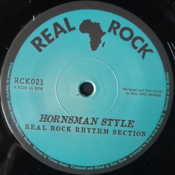 Vivian Jones - Cyaan Come A Roots 7"