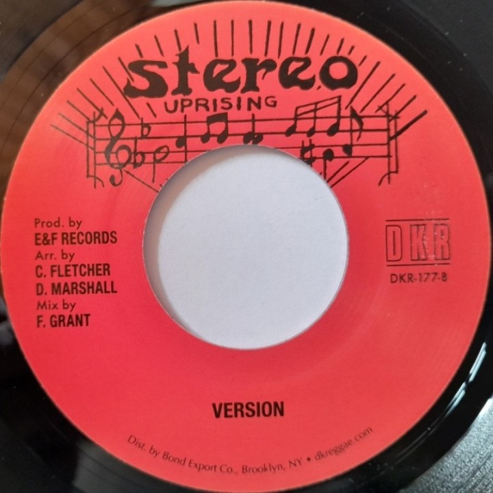 Junior Khadaffy - Rampers Music 7''